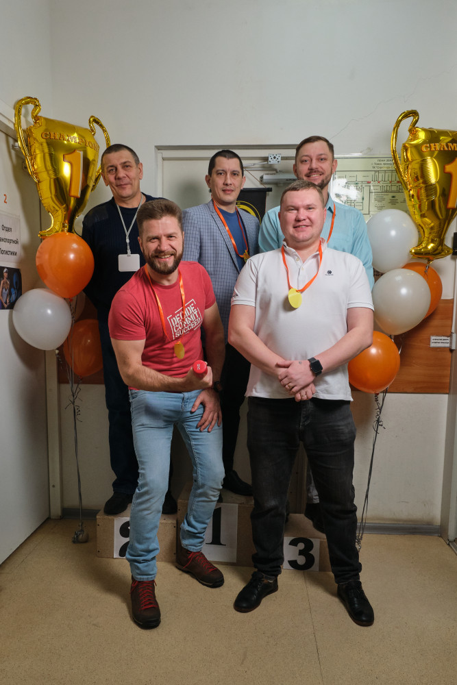 23 февраля и 8 марта